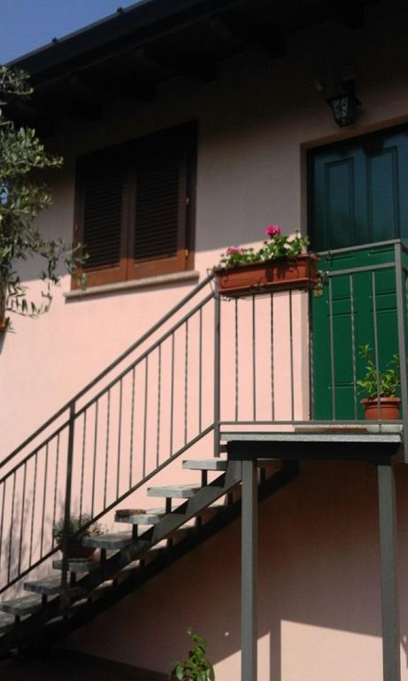 Ferienwohnung Apartment Laveno-Mombello Exterior photo